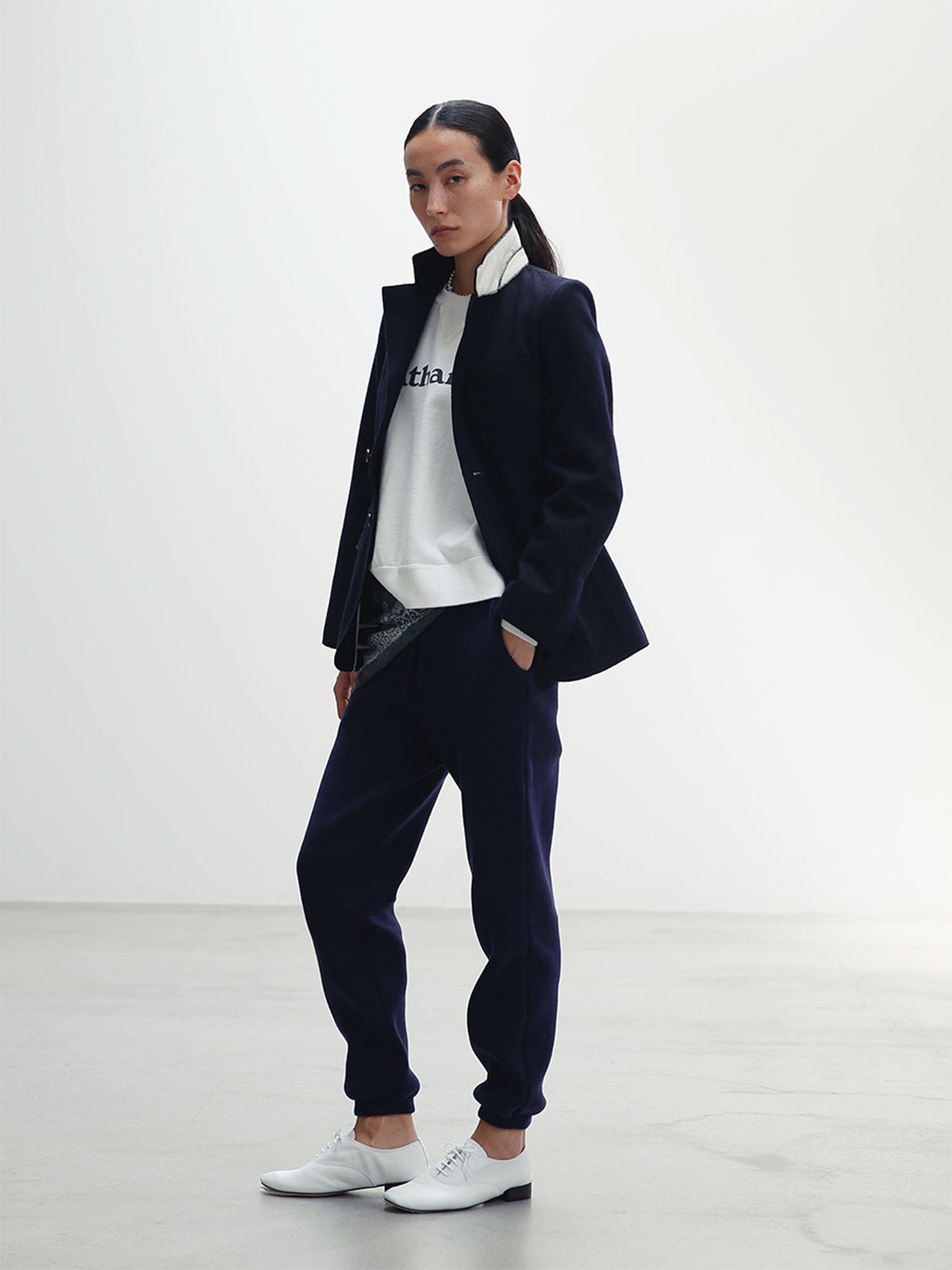 VESTE SIMPLE COL MONTANT