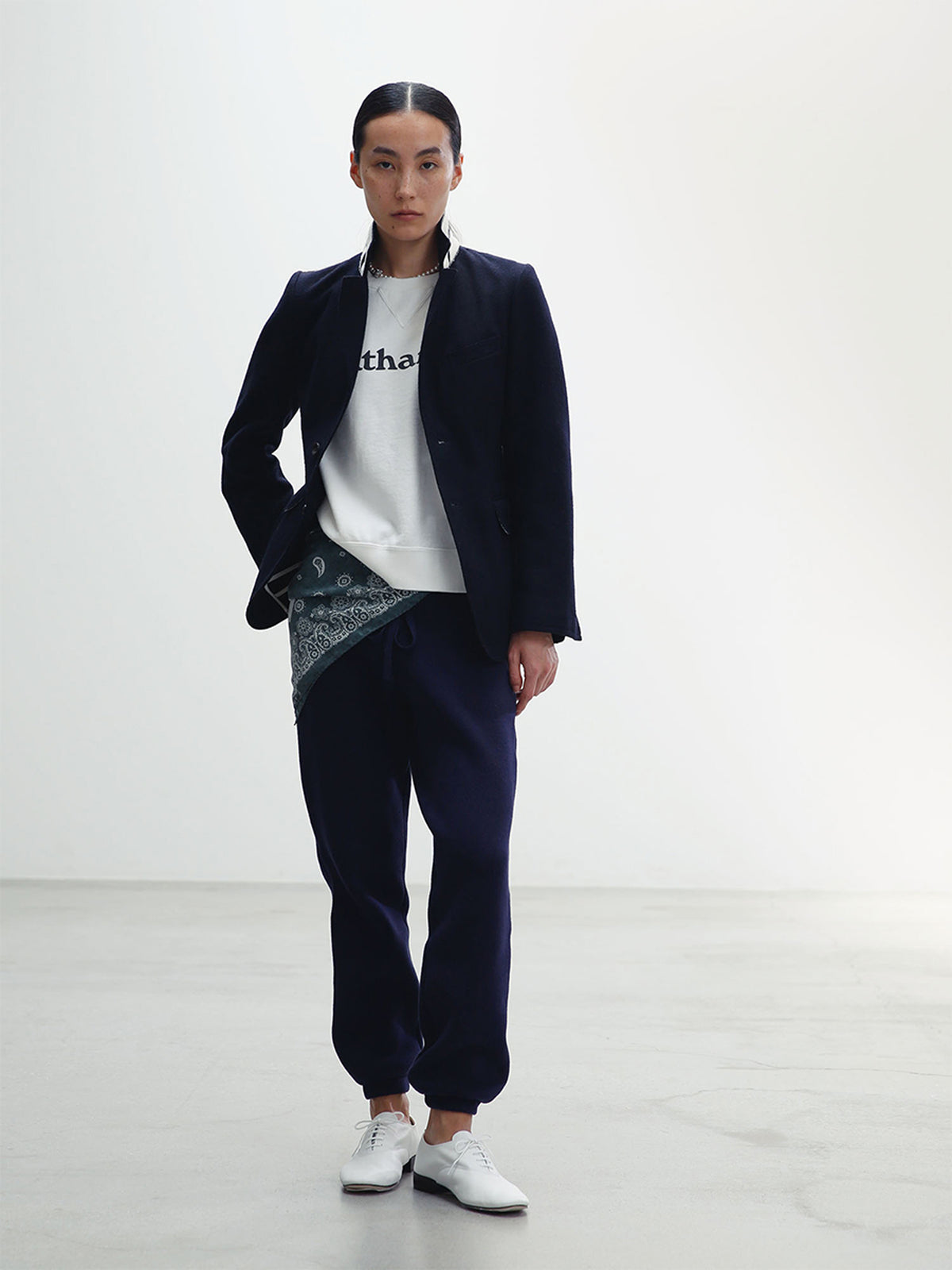 VESTE SIMPLE COL MONTANT