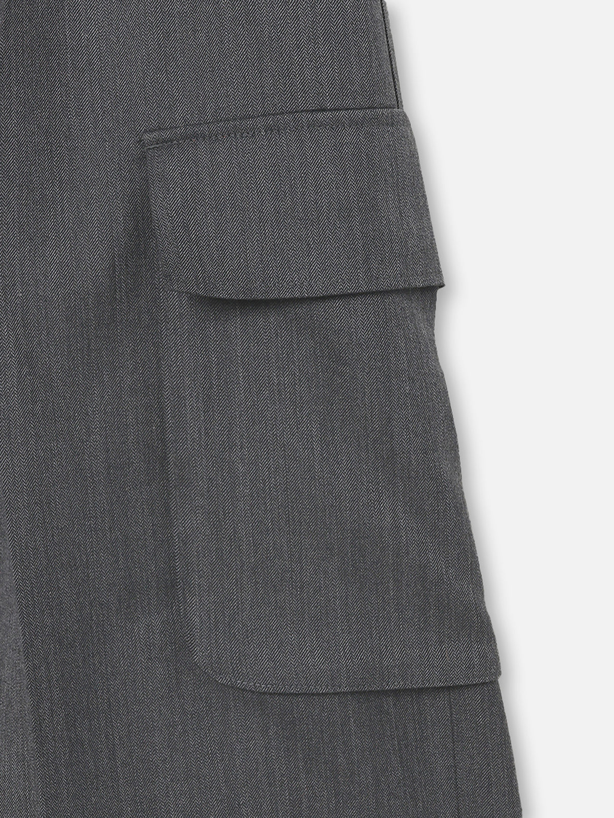 SHORT CARGO EN CHEVRONS